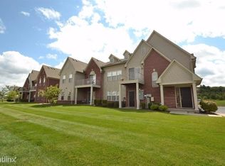 1328 Addington Ln #1, Ann Arbor, MI 48108