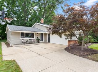 4860 W 229th St, Fairview Park, OH