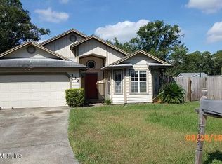232 Autumn Springs Dr, Jacksonville, FL 32225