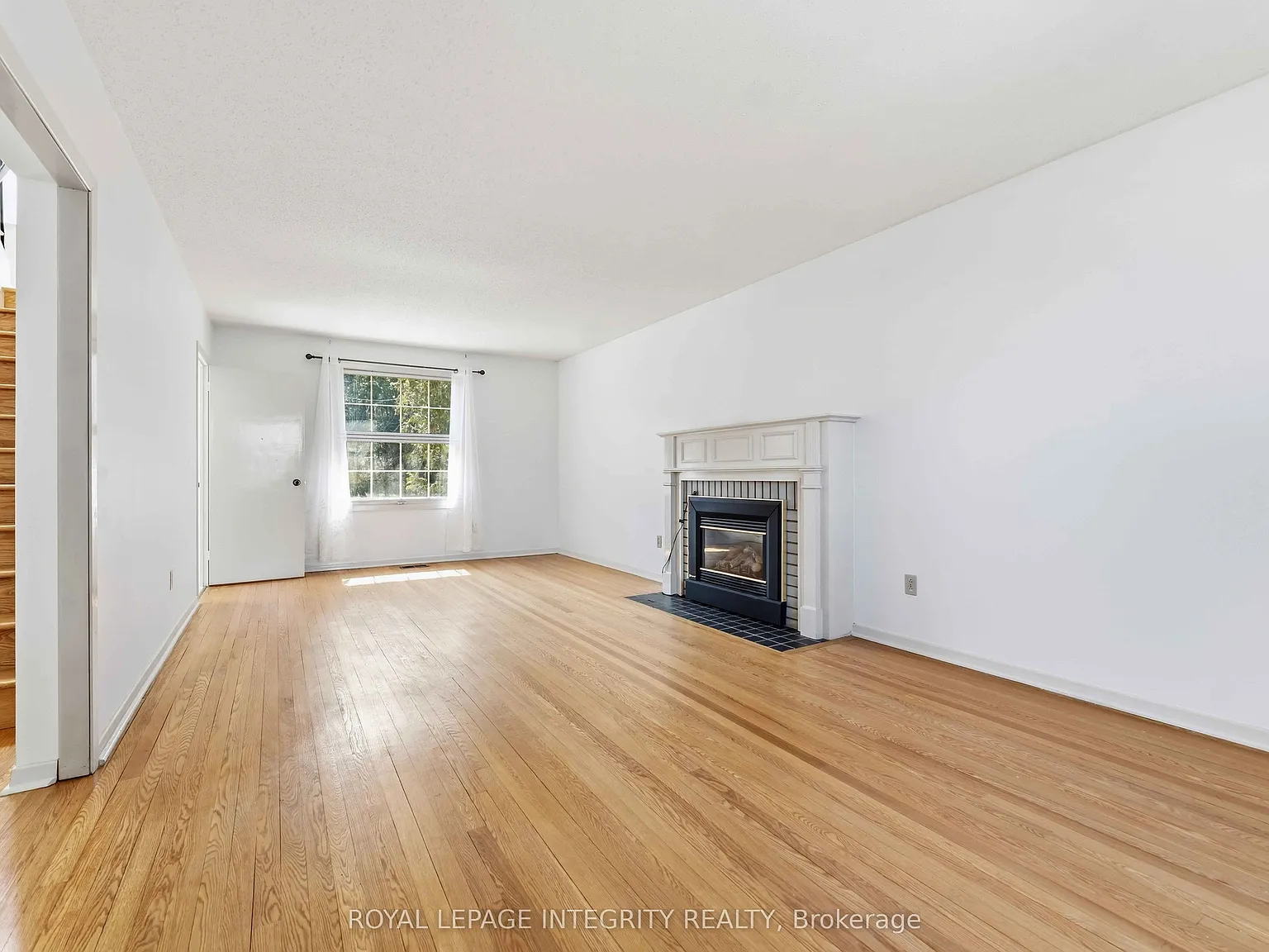 4 bed, $3,400 — Photo 4