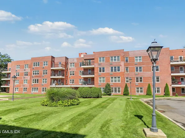 52 Lafayette Pl APT 2I, Greenwich, CT 06830