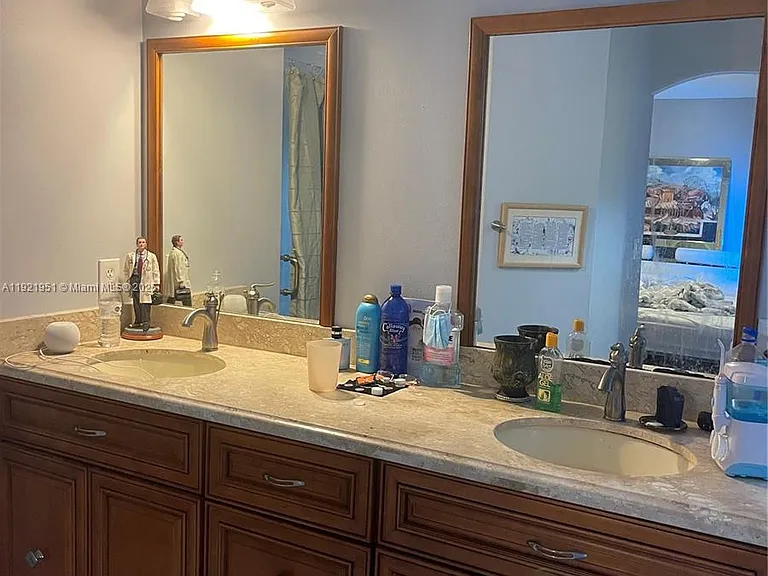 3486 SW 51st St — Photo 10