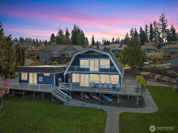 1965 Cook Lane, Bremerton, WA 98312