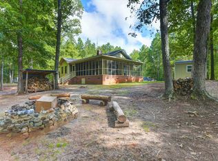 625 Ridge View Ln, Newberry, SC 29108