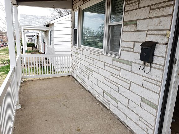 2nd image of 5244 Fyler Ave