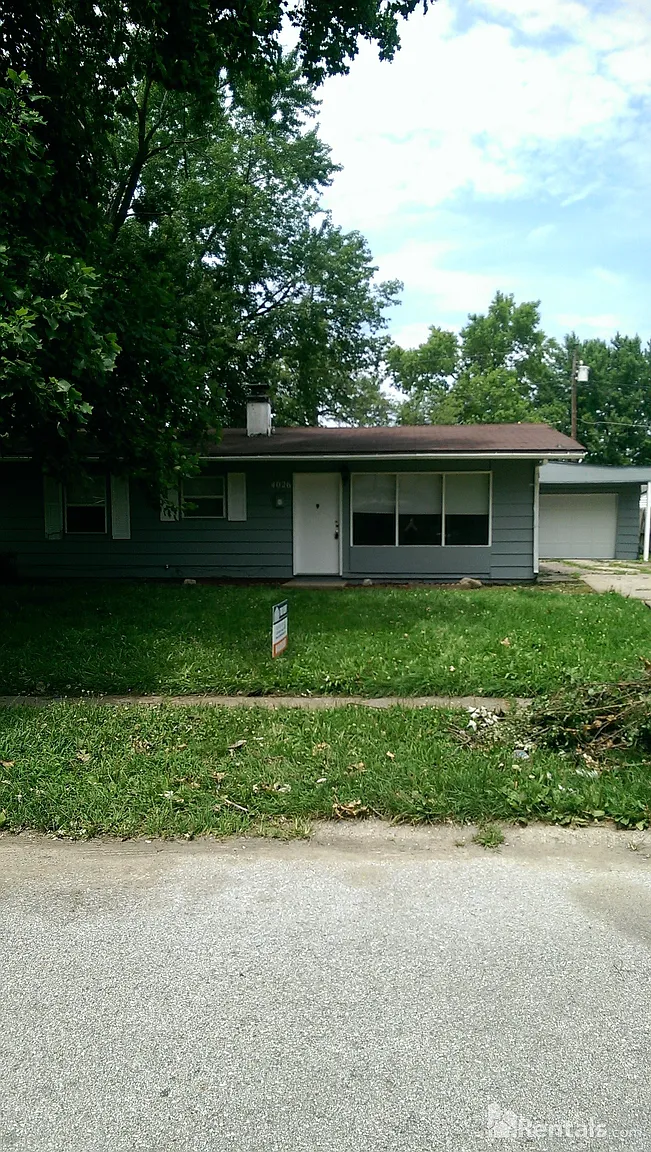 4026 Alberta St photo 1