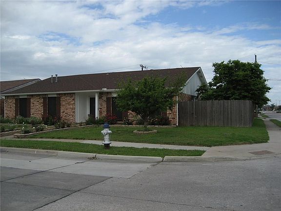 2nd image of 2945 Winterberry Dr