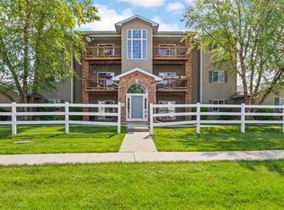 2707 Triple Crown Ln UNIT 2, Iowa City, IA 52240