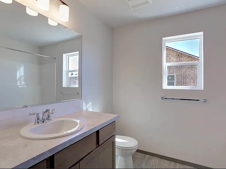 507 S Renick Pl — Photo 11