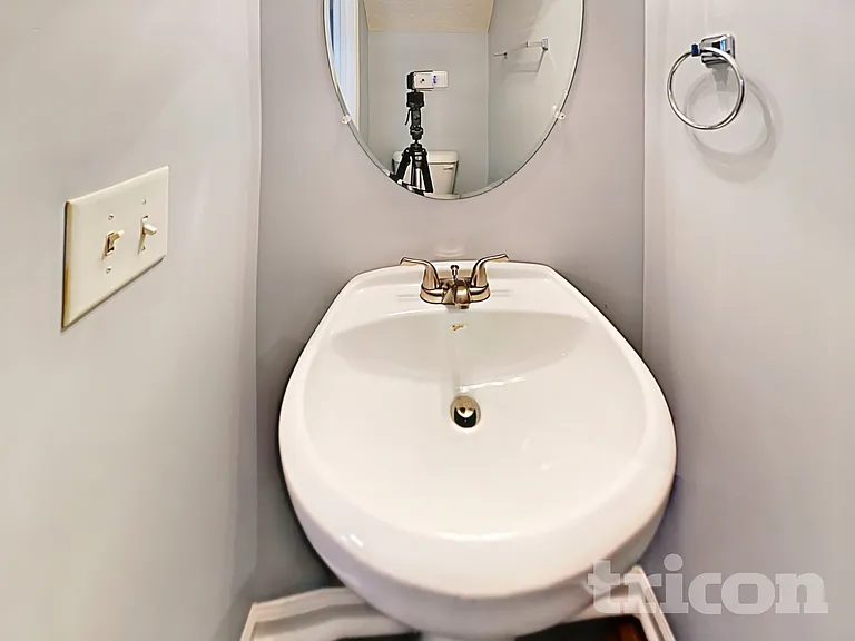 5330 Mountain Top Pl — Photo 16