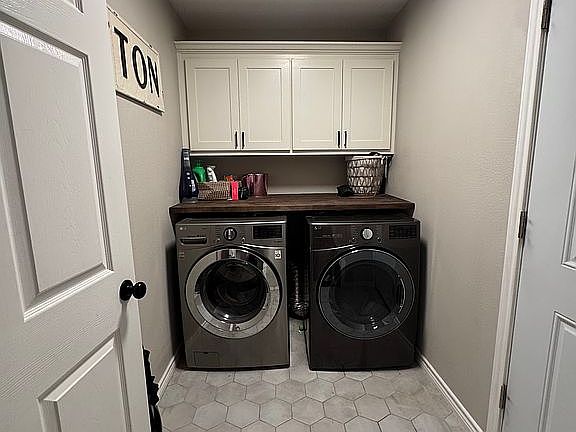 5th image of 216 Bent Oak Dr