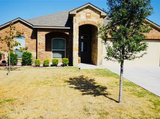 343 Foster Ln, Jarrell, TX 76537