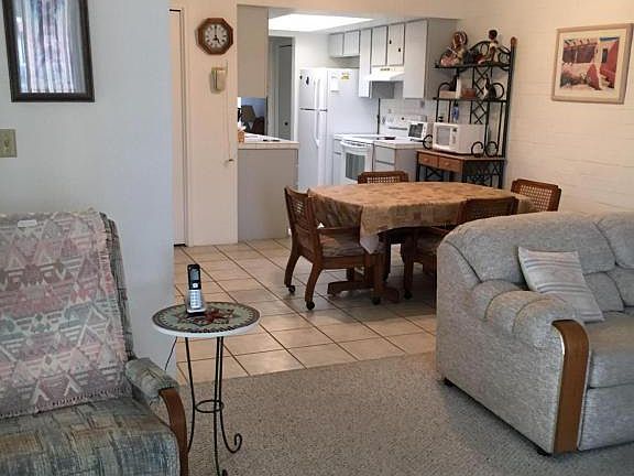 2nd image of 344 W Camino Del Sonador