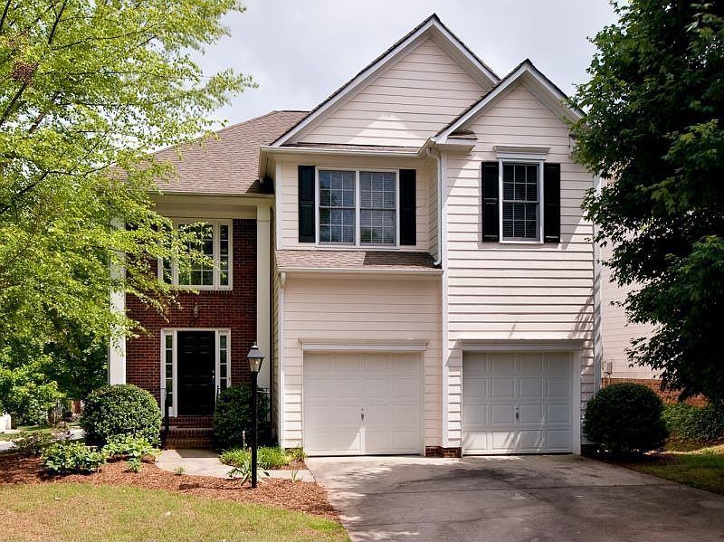 1st image of 1950 Dunhill Dr