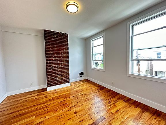 5th image of 19 Jewett Ave #29D
