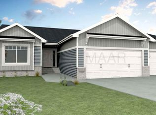 3628 Houkom Dr E, West Fargo, ND 58078