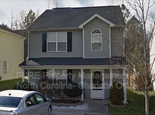 5408 Henderson Oaks Dr, Charlotte, NC 28269