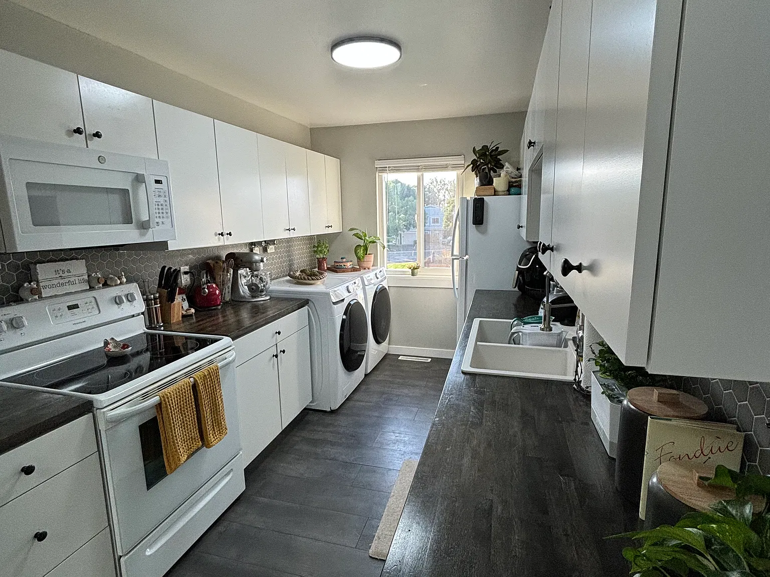 2 bed, 950 sqft, $1,950 — Photo 4