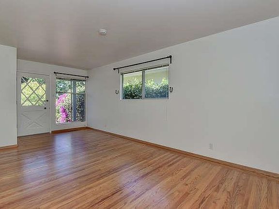 2nd image of 339 Beresford Ave