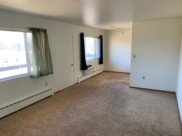 616 Mayflower Ave, Sheboygan, WI 53083