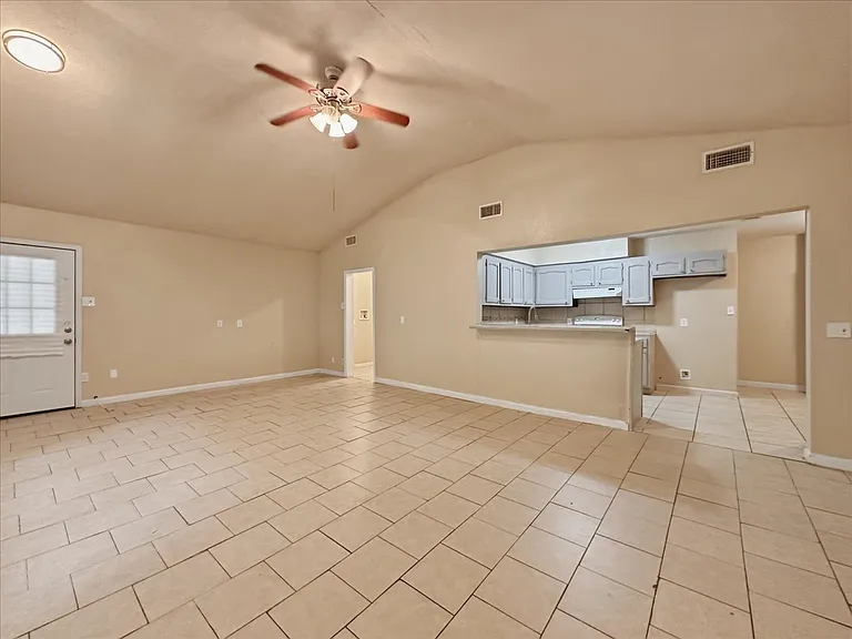 5744 Guice Dr — Photo 7