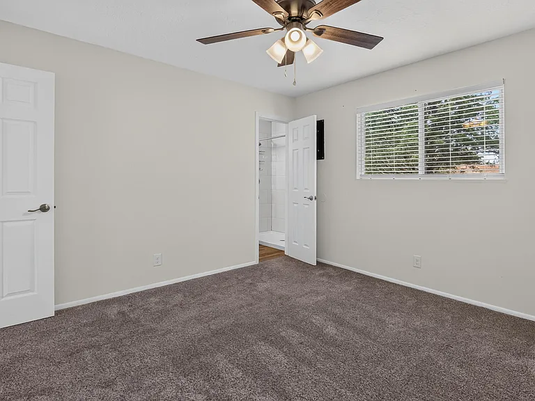 10501 Delicado Pl NE — Photo 19