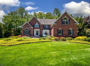 22 Old Shunpike Rd, Randolph, NJ 07869