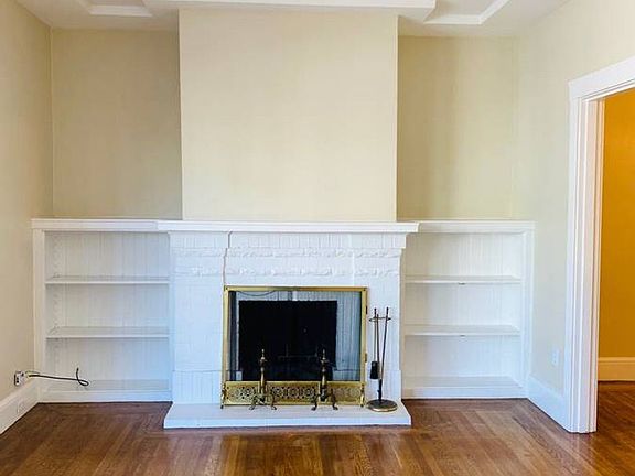 2nd image of 659 15th Ave