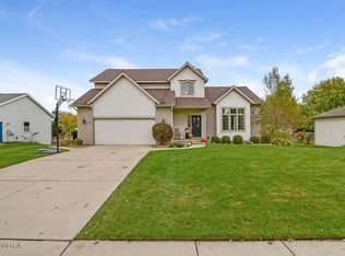 2300 Randall Ave NW, Grand Rapids, MI