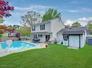 23 Timberline Dr, Howell, NJ 07731