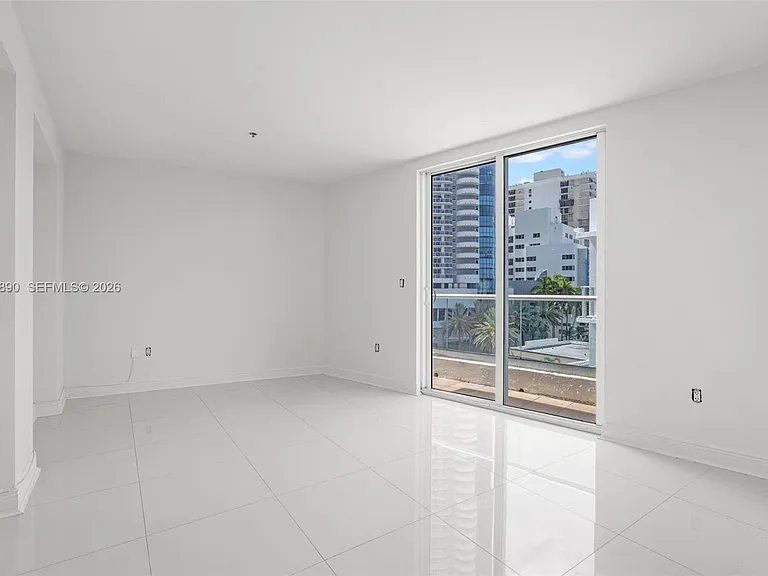 6362 Collins Ave #514 — Photo 26