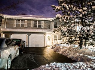 432 Normandie Ln, Round Lake Beach, IL