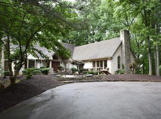 216 Coddies Ter, Franklin, NC 28734