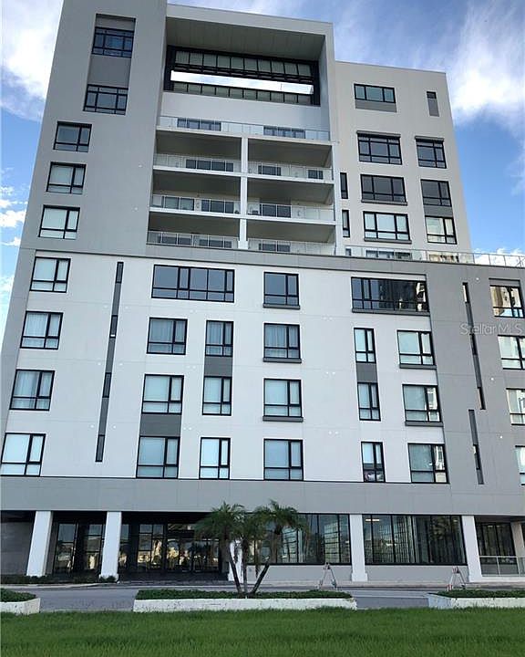 1st image of 5 N Osceola Ave Unit 505