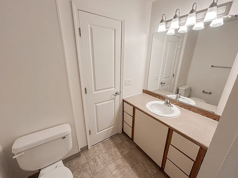 Stone Creek Apartments Beaverton — Photo 105