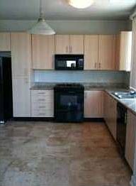 2nd image of 500 3rd Ave
