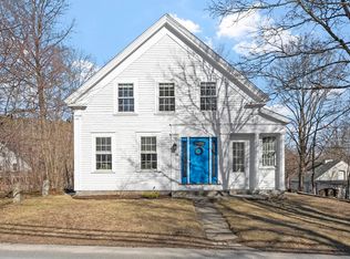 6 Water St, Ashburnham, MA 01430