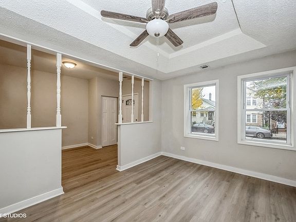 4th image of 1649 W 21st St #1B