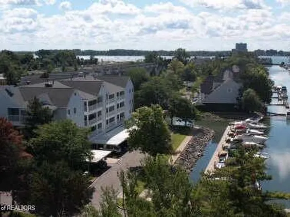 443 Continental St, Detroit, MI 48215