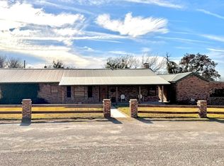 5 W Highway 84, Goldthwaite, TX 76844