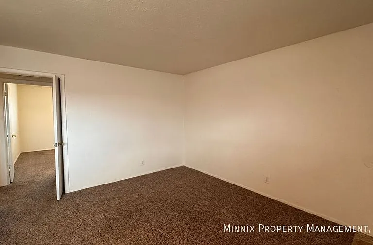 711 S Austin Ave #203 — Photo 10