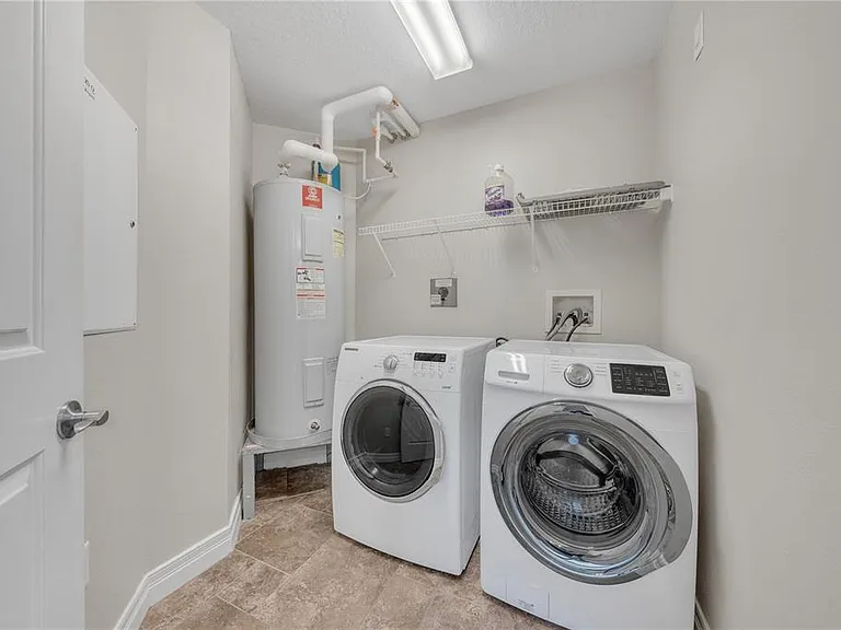 449 S 12th St #1805 — Photo 22