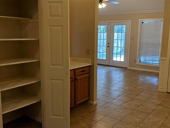 5th image of 4363 Faculty Ln