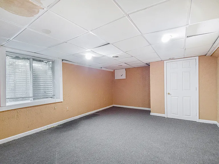 220 Harrison St — Photo 13