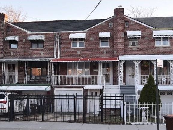 4th image of 1124 E 214th St