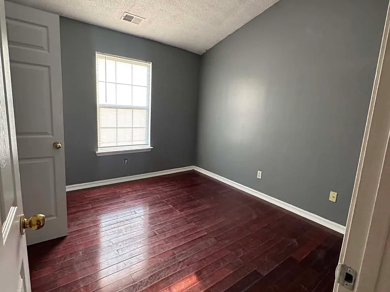 125 Watercress Ct — Photo 7
