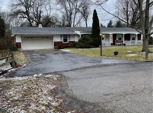 1310 Greenview Dr E, Miamisburg, OH 45342