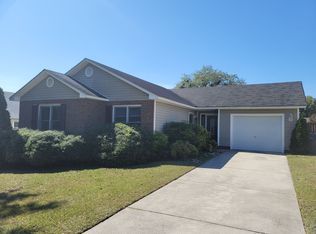 2948 Chillingworth Dr, Fayetteville, NC 28306