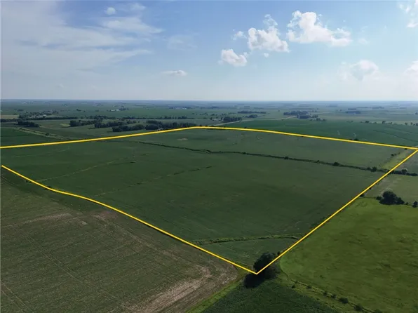 520th St SE, Lone Tree, IA 52755