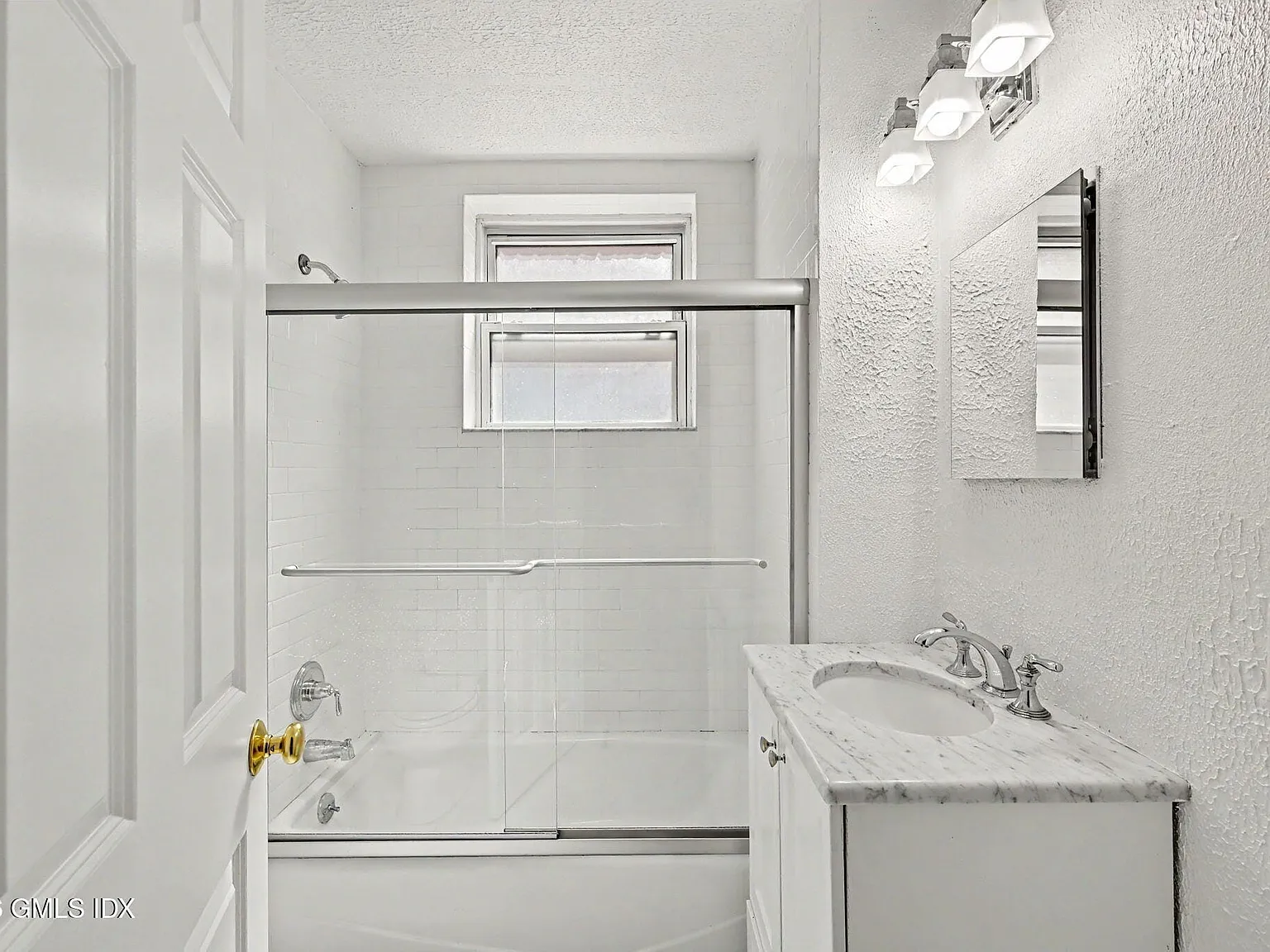 1 bed, 1.0 bath, 650 sqft, $2,200 — Photo 4